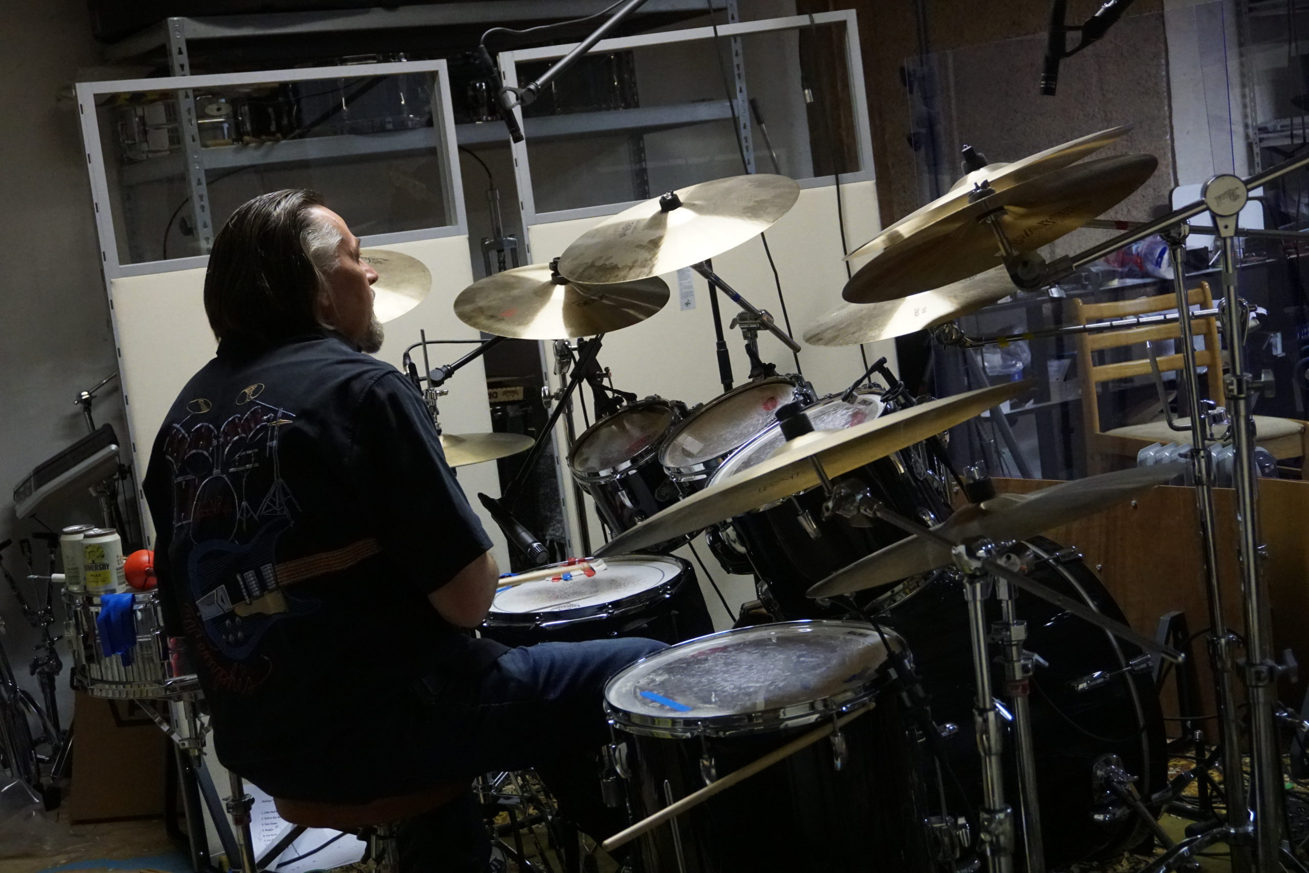 Salmiacs drummer behind the kit